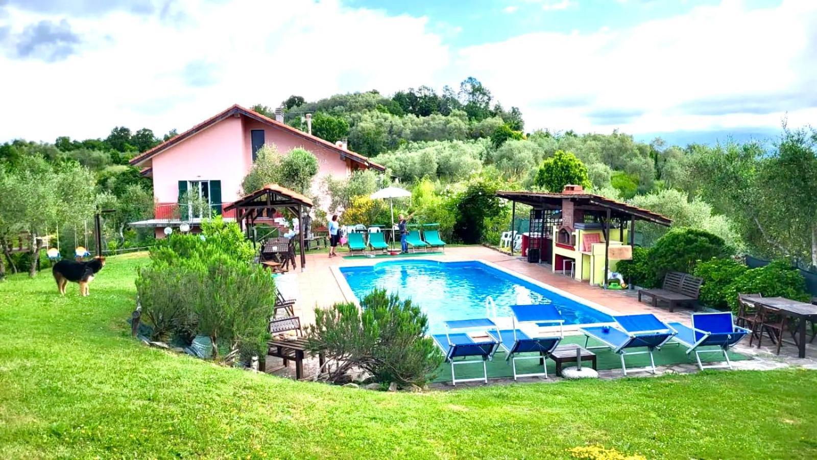 Guest house La Casa Rosa *